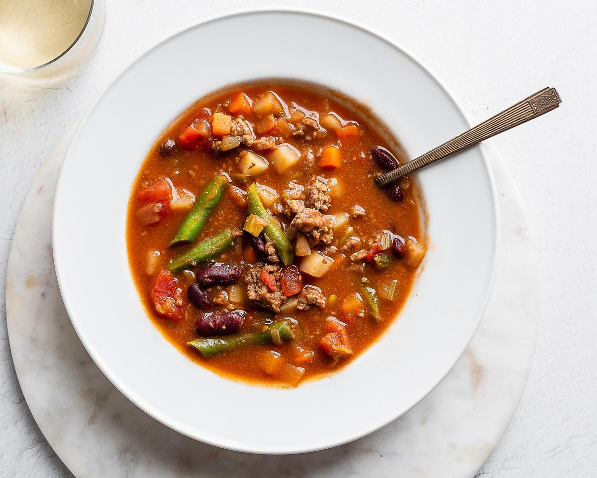 Hearty Garden Vegetable Soup