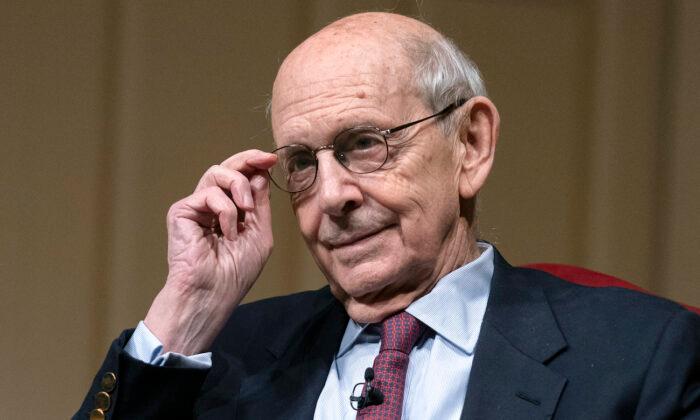 Retired Justice Stephen Breyer to Return to Harvard Law School Faculty