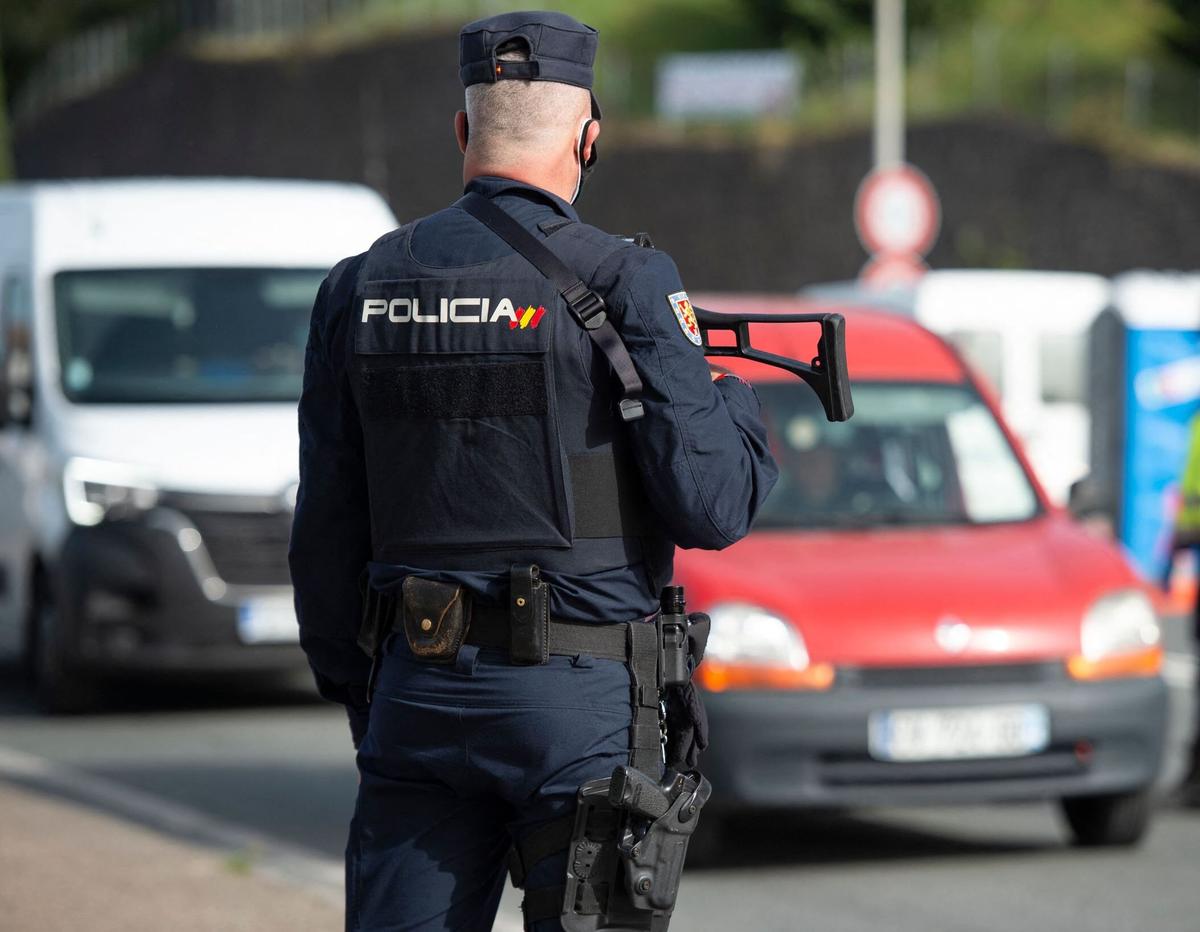 4 Shot, 1 Stabbed at Spanish Nightclub