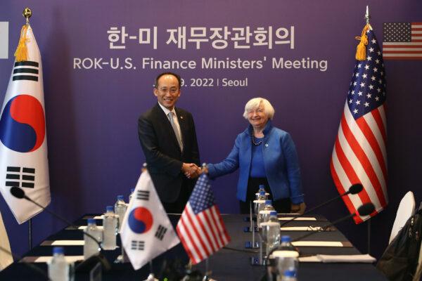 U.S. Treasury Secretary Janet Yellen (R) shakes hands with South Korean Deputy Prime Minister and Minister of Economy and Finance Choo Kyung-ho (L) before their meeting at Lotte Hotel ​in Seoul, South Korea, on July 19, 2022. (Chung Sung-jun/Getty Images)