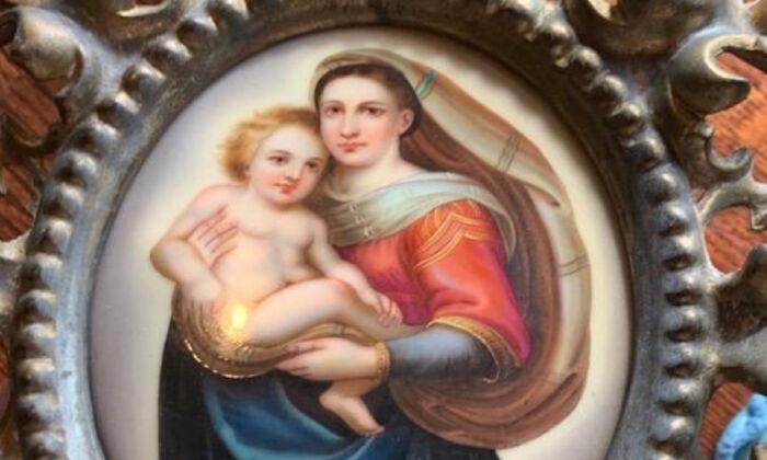 Best of Treasures: Miniature Painting May Have Belonged to Prominent Philanthropist