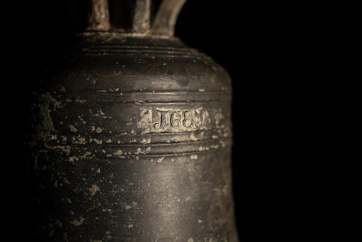 A detail of the bell reveals a date. (Courtesy of University of East Anglia)
