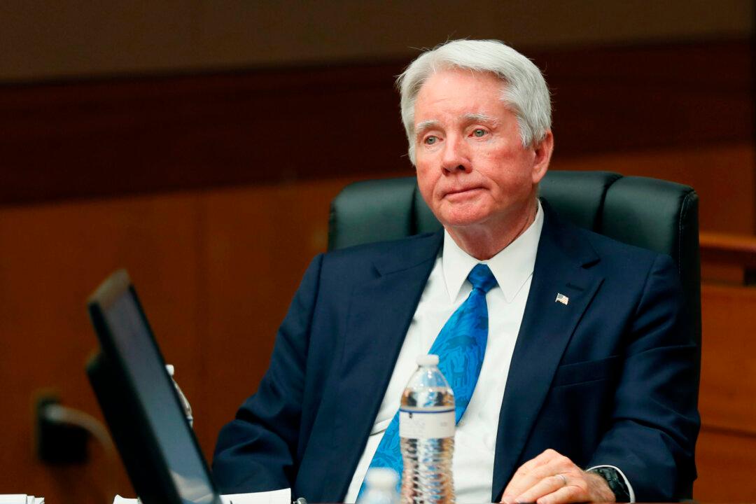 Atlanta Prosecutors Plan to Retry Man Who Shot Wife in SUV