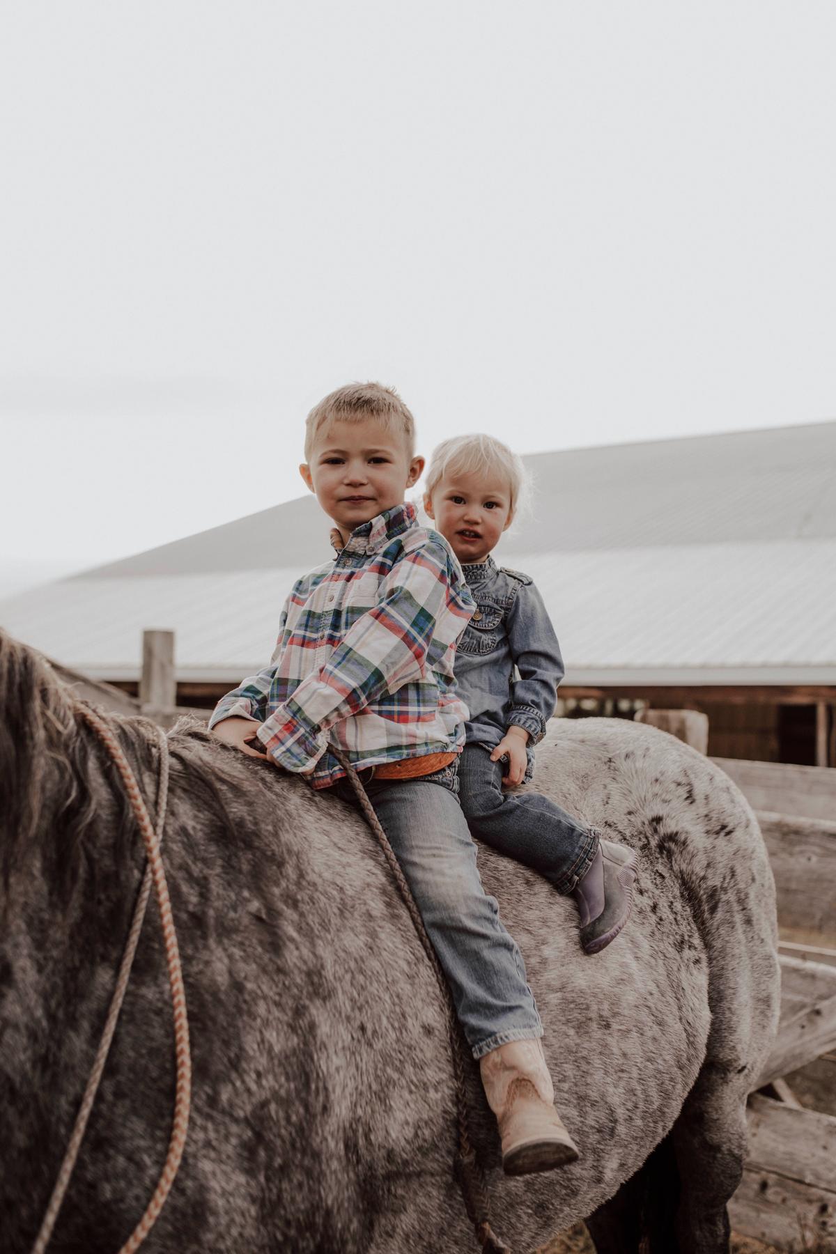 (Courtesy of Box T Photography by Tanya Chappell via <a href="https://www.instagram.com/fortysevenranchco/">Vanessa Ould</a>)