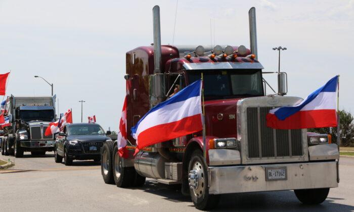Canadian Convoys Hit the Road in Solidarity With Dutch Farmers