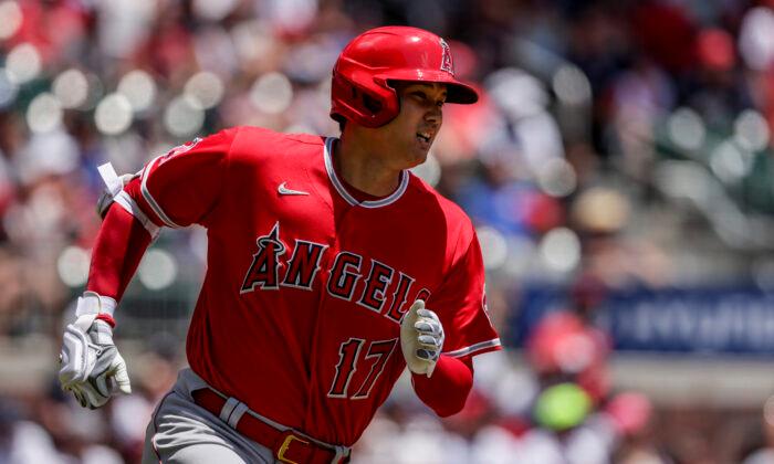 Ward, Detmers Help Angels Cool Off Braves With 9–1 Rout