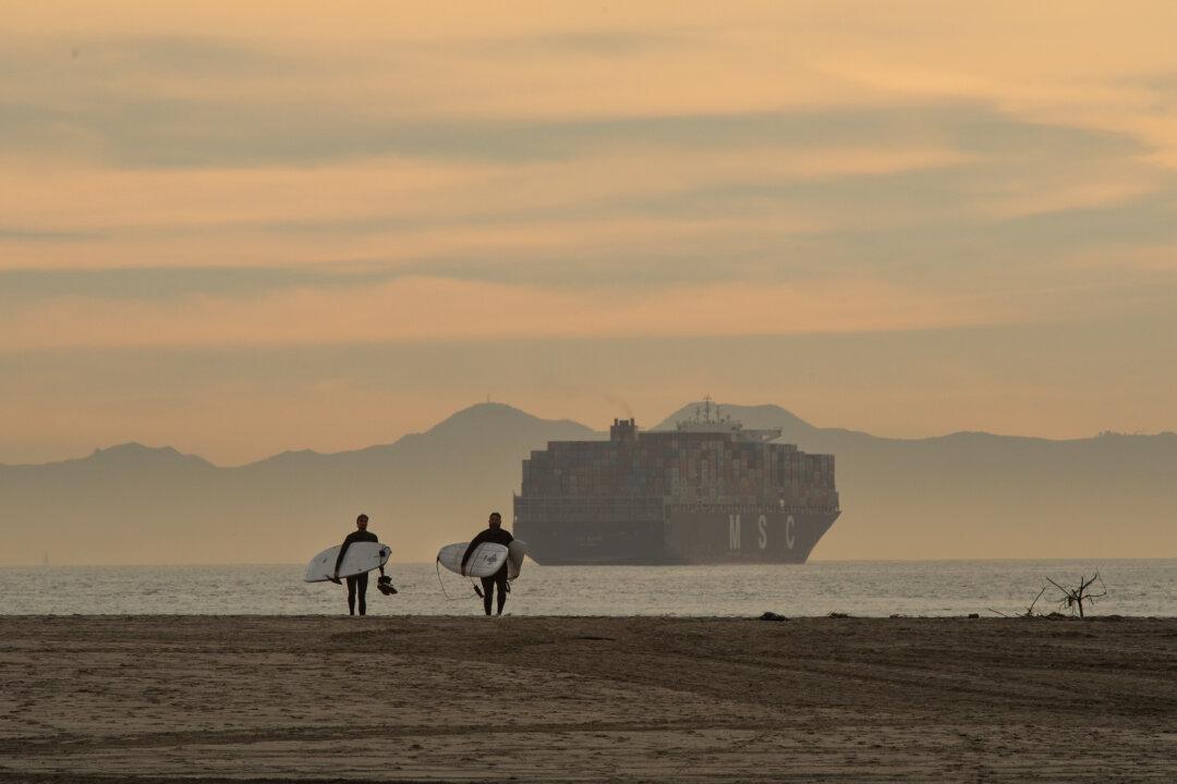 Woman Killed When 50-Foot Boat Sinks Off Catalina Island