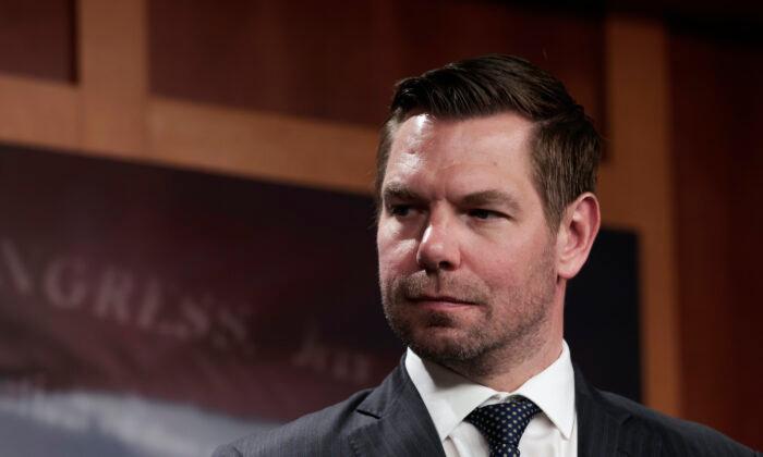Rep. Swalwell Accuses Speaker McCarthy of ‘Political Vengeance’ Over Planned Committee Removal