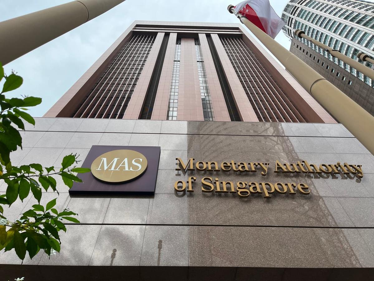 Singapore’s Central Bank Announces $5.3 Billion Annual Loss