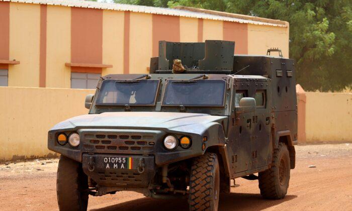 Terrorists Kill 15 Soldiers, 3 Civilians in 2 Mali Attacks