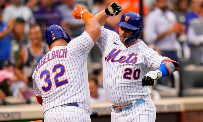 Mets Edge Yankees 3–2 in 9th for 2-Game Subway Series Sweep