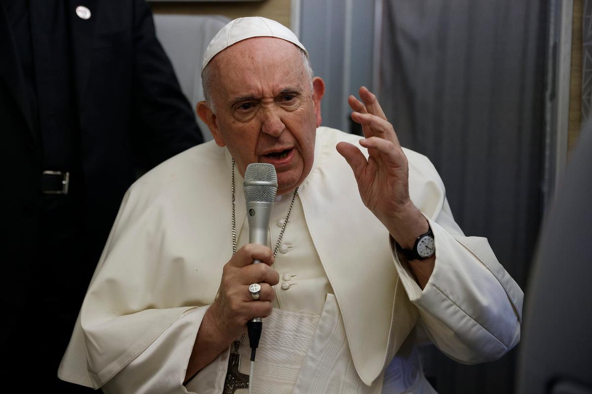 Pope Says He'll Slow Down or Retire: 'You Can Change a Pope'