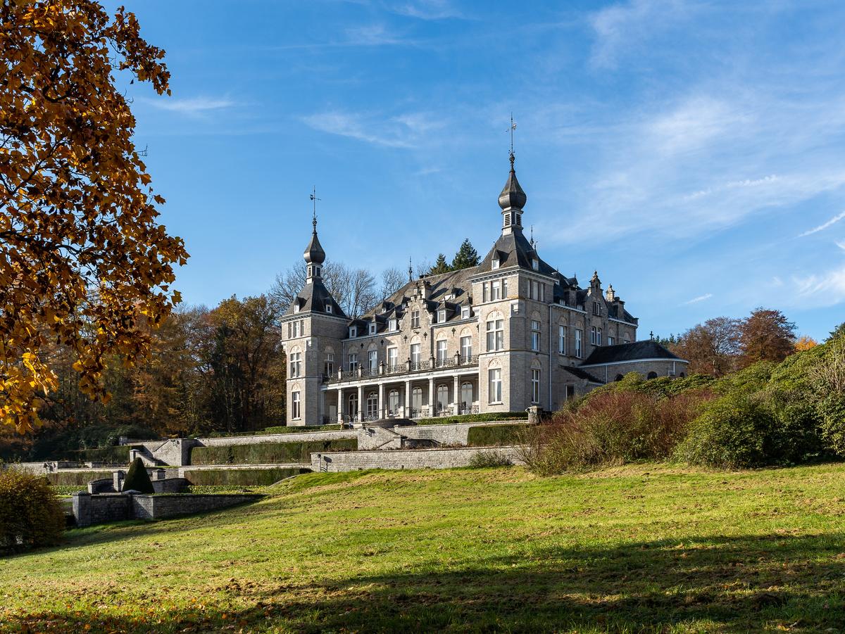 Château d'Ostemerée is a true classic, a grand manor that is distinctive in every regard, both inside and out. (Courtesy of Belgium Sotheby’s International Realty)