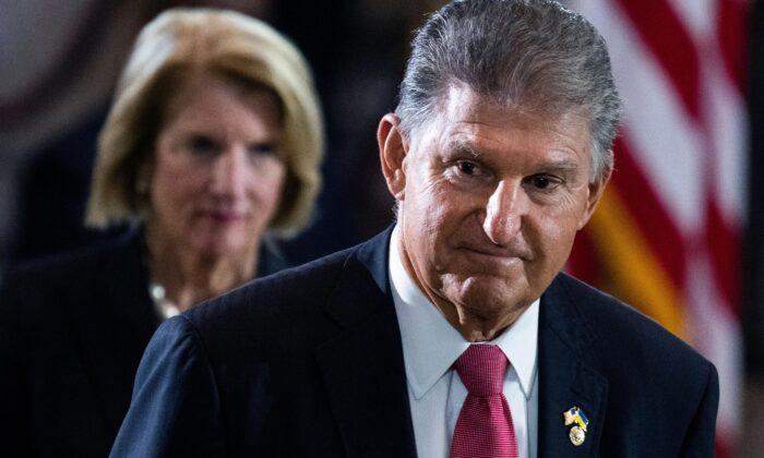 No Labels Poised to Launch 2024 Campaign, Manchin Voices Support