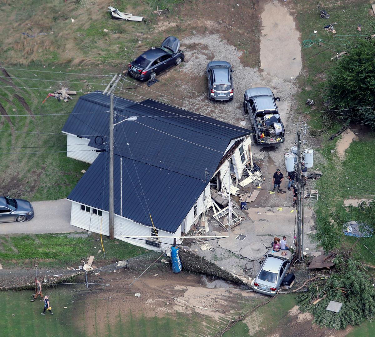 Infrastructure Damage Hampers Flood Recovery in Kentucky as Death Toll Rises to 28