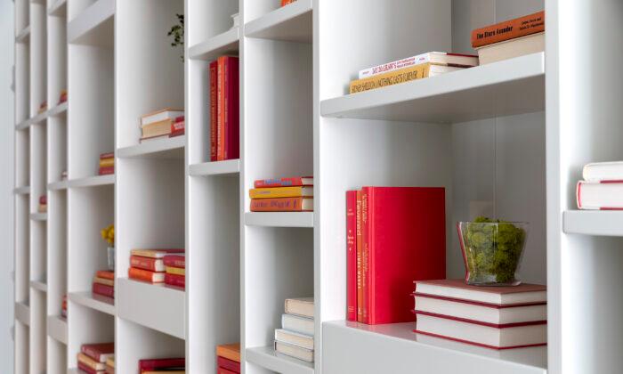 10 Tips for Beautiful Bookcases