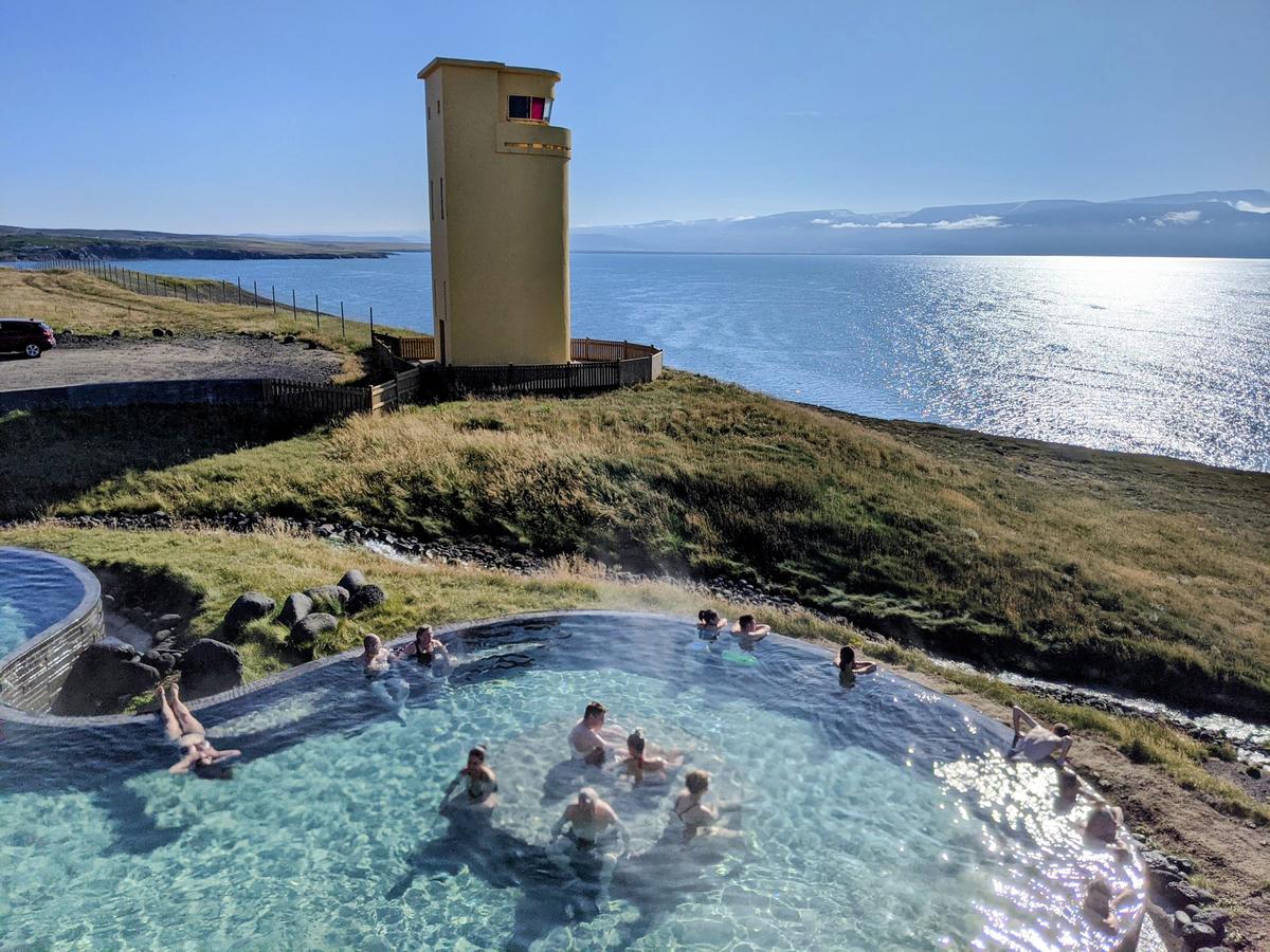 GeoSea’s geothermally heated saltwater pool overlooks the Greenland Sea, the Arctic Circle and the Husavik lighthouse. (Simon Peter Groebner/Minneapolis Star Tribune/TNS)