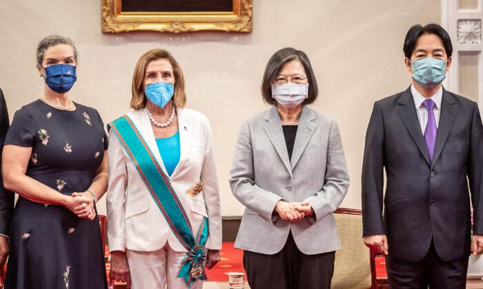 Chinese Regime Is a ‘Paper Tiger,’ Taiwan Official Says in Response to Beijing’s Threats Amid Pelosi Visit