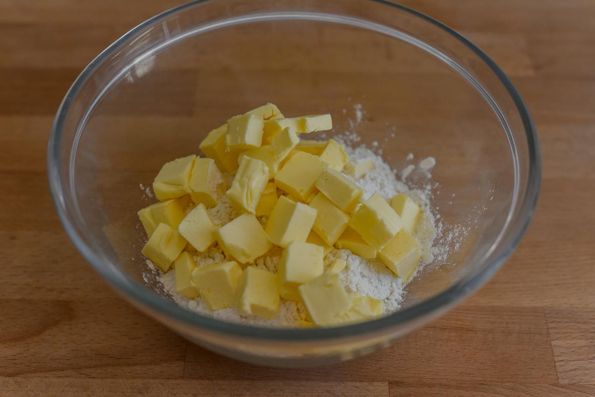 Combine the flour, salt, and ice-cold cubed butter. (Audrey Le Goff)