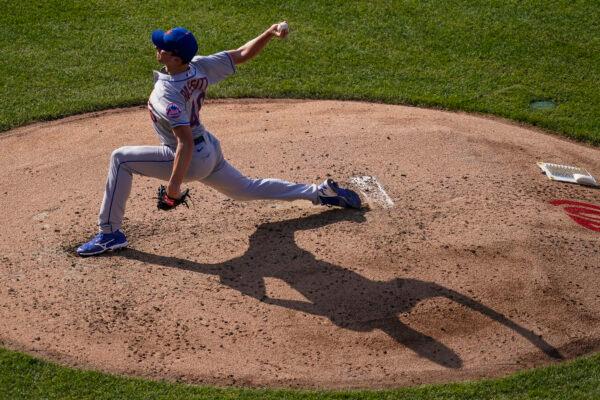 New York Mets starting pitcher Chris Bassitt throws during the fourth inning of the team's baseball game against the Washington Nationals at Nationals Park, in Washington, Aug. 3, 2022. (Alex Brandon/AP Photo)