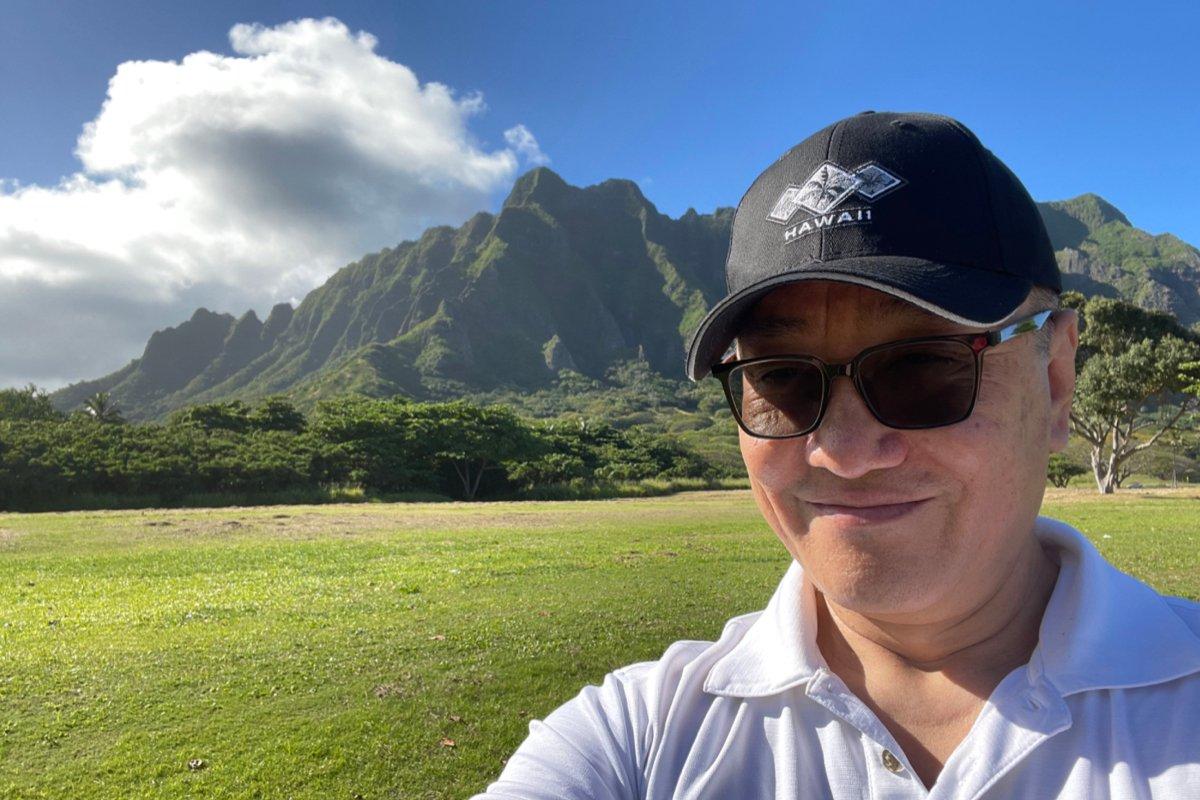 Shi Shan enjoys a sunny day in Hawaii. (Courtesy of Shi Shan)