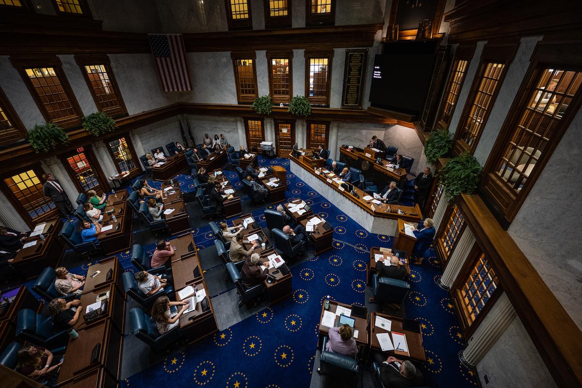 Trump Calls for Indiana State GOP Lawmakers to Be Primaried Over Stalled Redistricting thumbnail