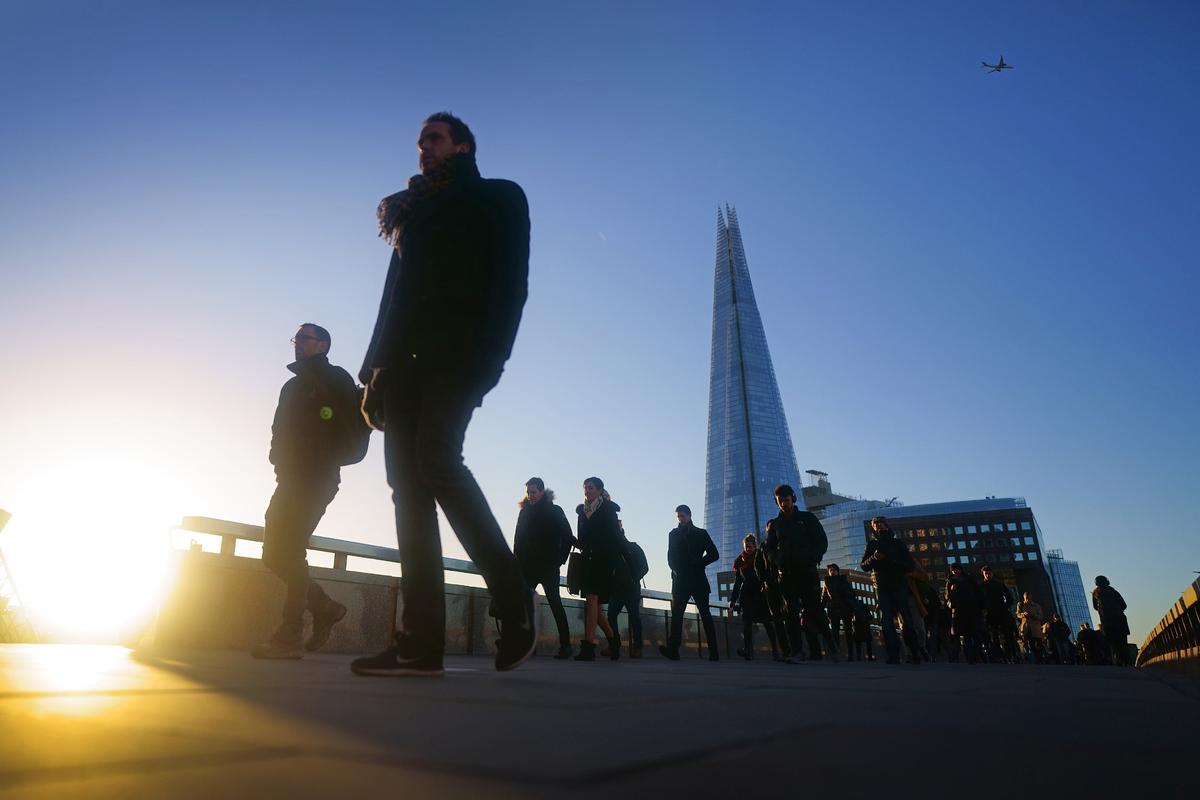 UK Workers Face Record Pay Slump Because of Surging Inflation