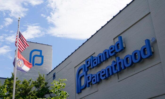 Planned Parenthood to Spend Record $50 Million in Midterm Elections