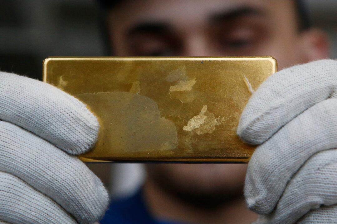 Can I Carry Gold on an International Flight?