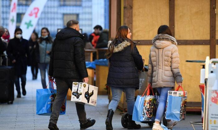 Eurozone Consumers Brace for Recession and High Inflation: ECB Survey