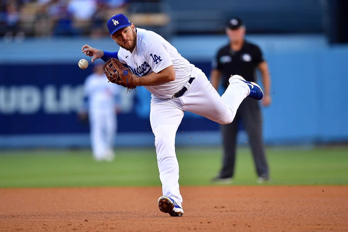 MLB Roundup: Dodgers Run Winning Streak to 7