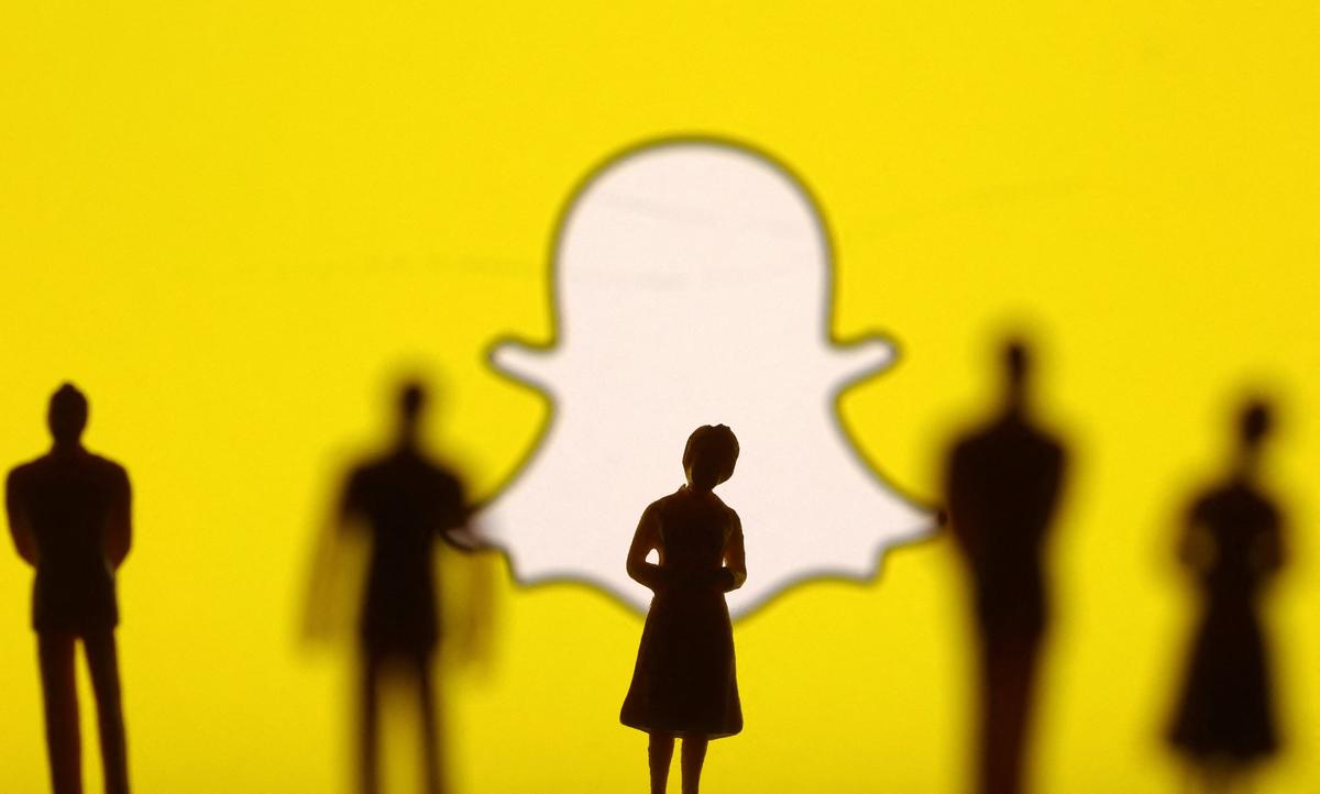 Snap Launches Tools for Parents to Monitor Teens’ Contacts