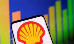 Oil Leak Contained at Three US Gulf Platforms on Pipeline Outage, Shell Says