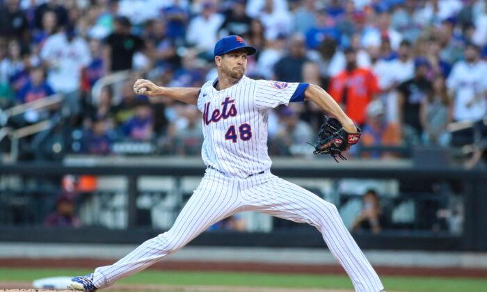MLB Roundup: Jacob DeGrom Strikes out 10 in Mets’ 1–0 Win