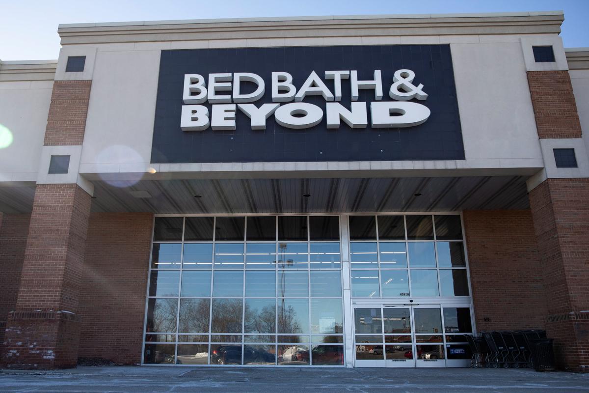 Bed Bath & Beyond to Close 150 Stores, While Laying Off 20 Percent of Its Employees