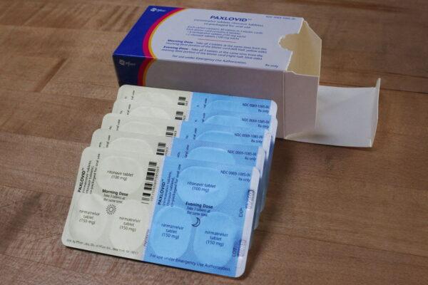 Paxlovid, Pfizer's anti-viral medication to treat COVID-19, in a picture illustration taken in Medford, Mass., on May 12, 2022. (Brian Snyder/Illustration/Reuters)