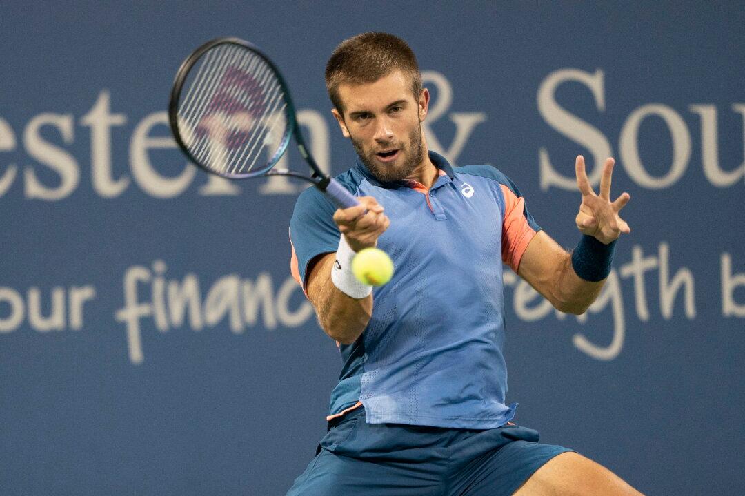 Coric Beats Tsitsipas to Win Cincinnati and Signal Return to Fitness