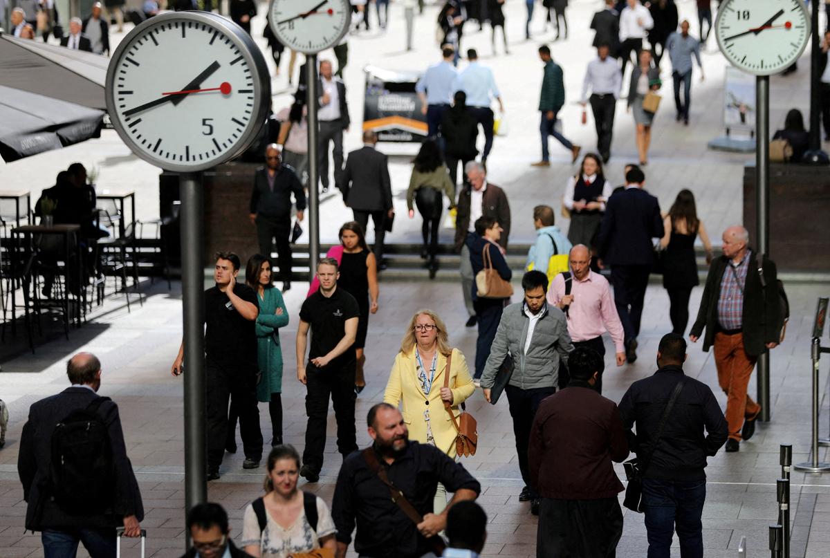 Goldman Warns UK Inflation Could Top 20 Percent as Recession Nears