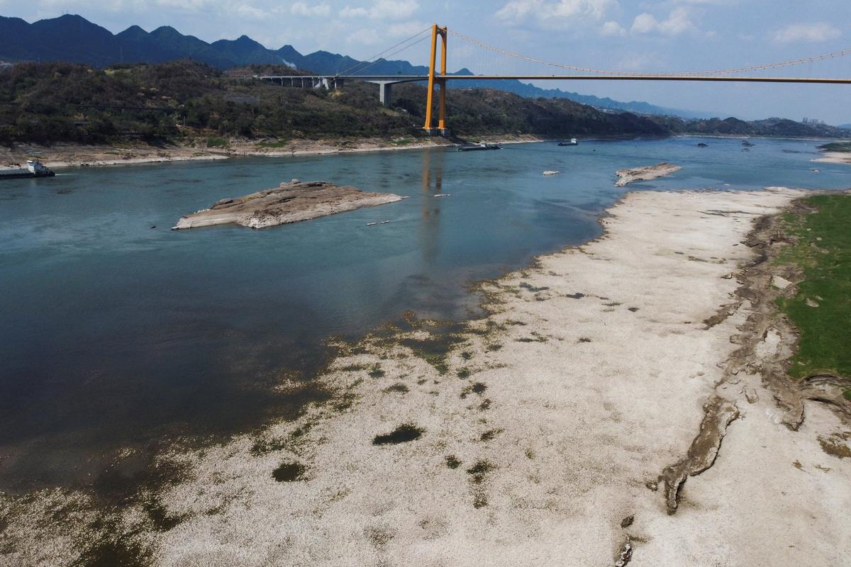 Hydropower Crisis in China’s Sichuan Could Affect Semiconductor Production: Expert