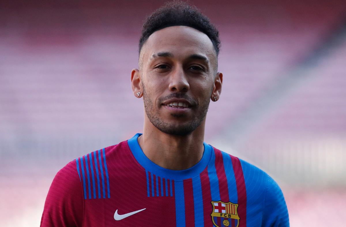 Aubameyang Assaulted in Armed Robbery at His Home in Barcelona