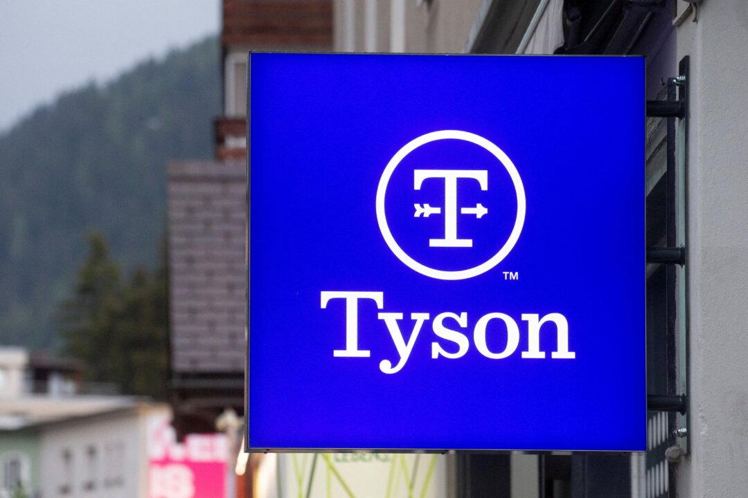 Tyson Foods to Shut 2 US Chicken Plants With Nearly 1,700 Workers