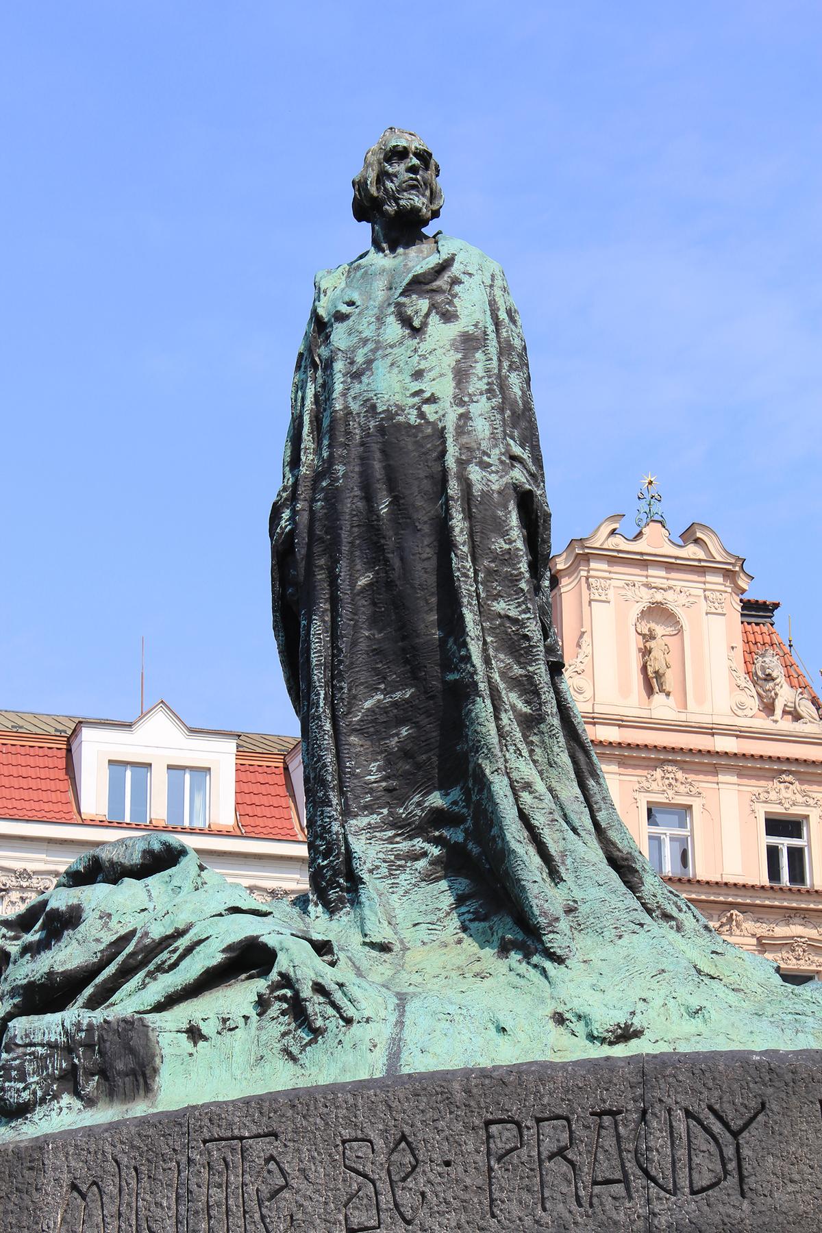 A monument to Jan Hus in Old Town Square, Prague. (Oyvind Holmstad/CC BY-SA 3.0)