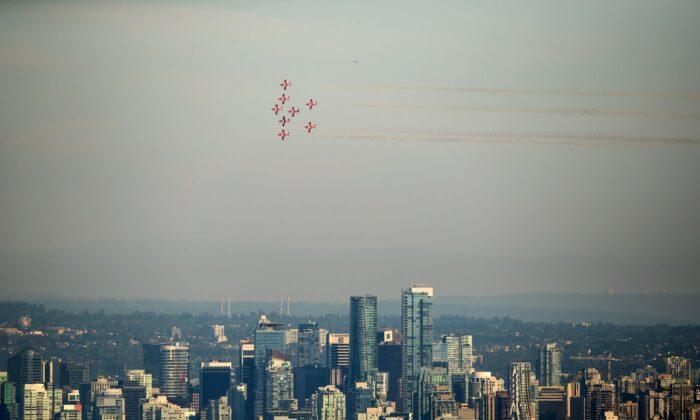 Snowbirds Grounded in ‘Operational Pause’ as BC Accident Investigated: Air Force