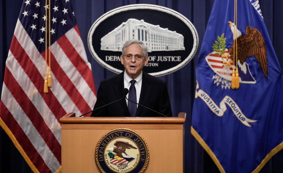 Attorney General Merrick Garland delivers a statement at the U.S. Department of Justice in Washington, DC. on Aug. 11, 2022. (Drew Angerer/Getty Images)