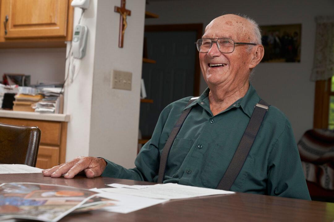 As Family Farms Dwindle Nationwide, a 93-Year-Old Farmer Retires