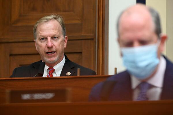 Rep. Kevin Hern (R-Okla.) speaks during a House Small Business Committee hearing in Washington on July 17, 2020. (Erin Scott/Pool/Getty Images)