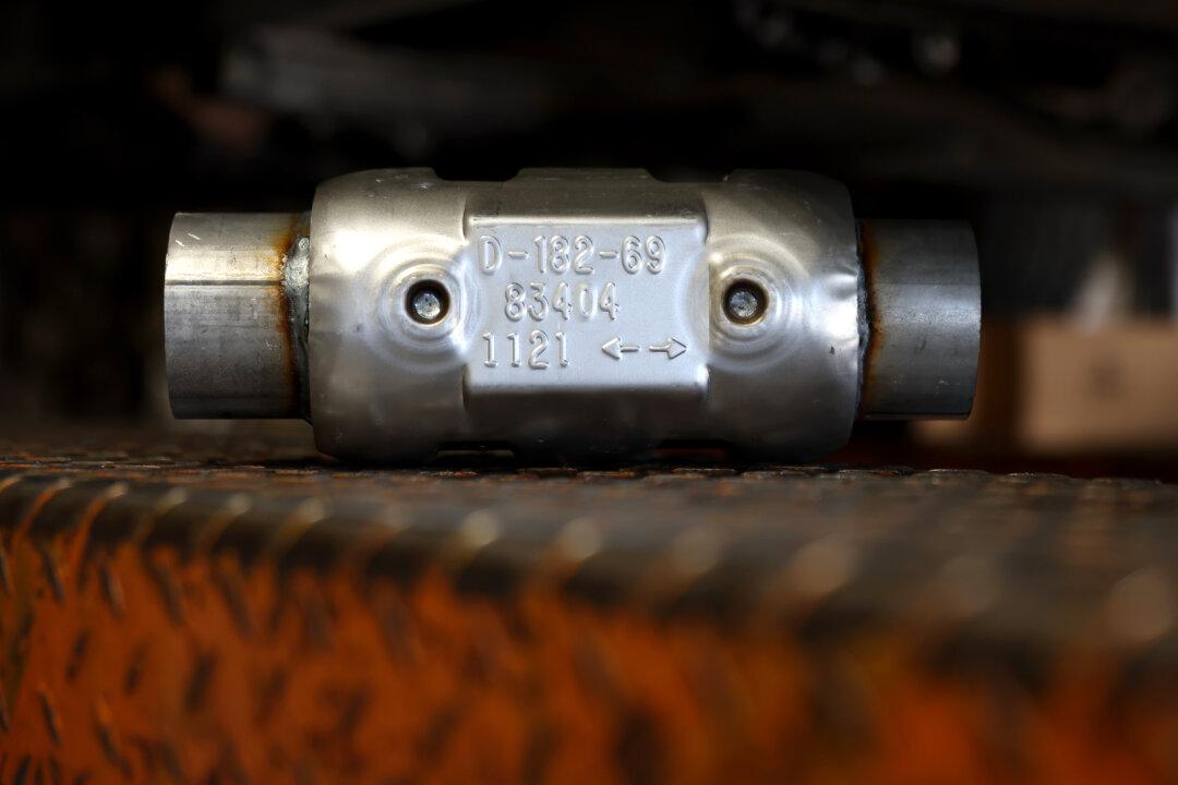 Man Killed While Trying to Steal Catalytic Converter in Palmdale