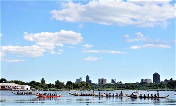 The Hong Kong Dragon Boat Festival in New York was held on Meadow Lake in Flushing. (Jenny Zeng/The Epoch Times)
