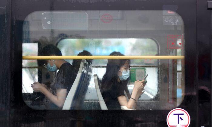 Unable to Pay Drivers, Bus Company in China’s Dancheng Halts Service