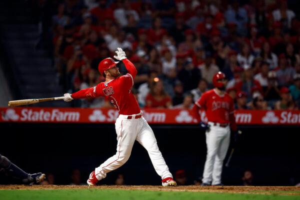 Taylor Ward #3 of the Los Angeles Angels hits a walk-off home run against the Minnesota Twins in the eleventh inning at Angel Stadium of Anaheim in Anaheim, on August 13, 2022. (Ronald Martinez/Getty Images)